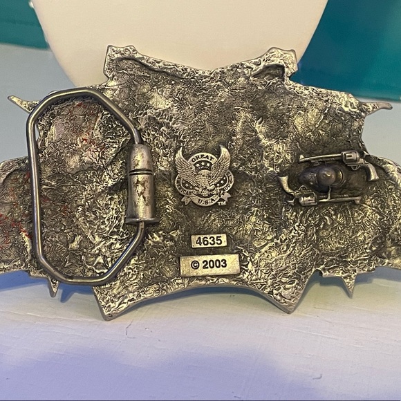 Buckle - Picture 3 of 5